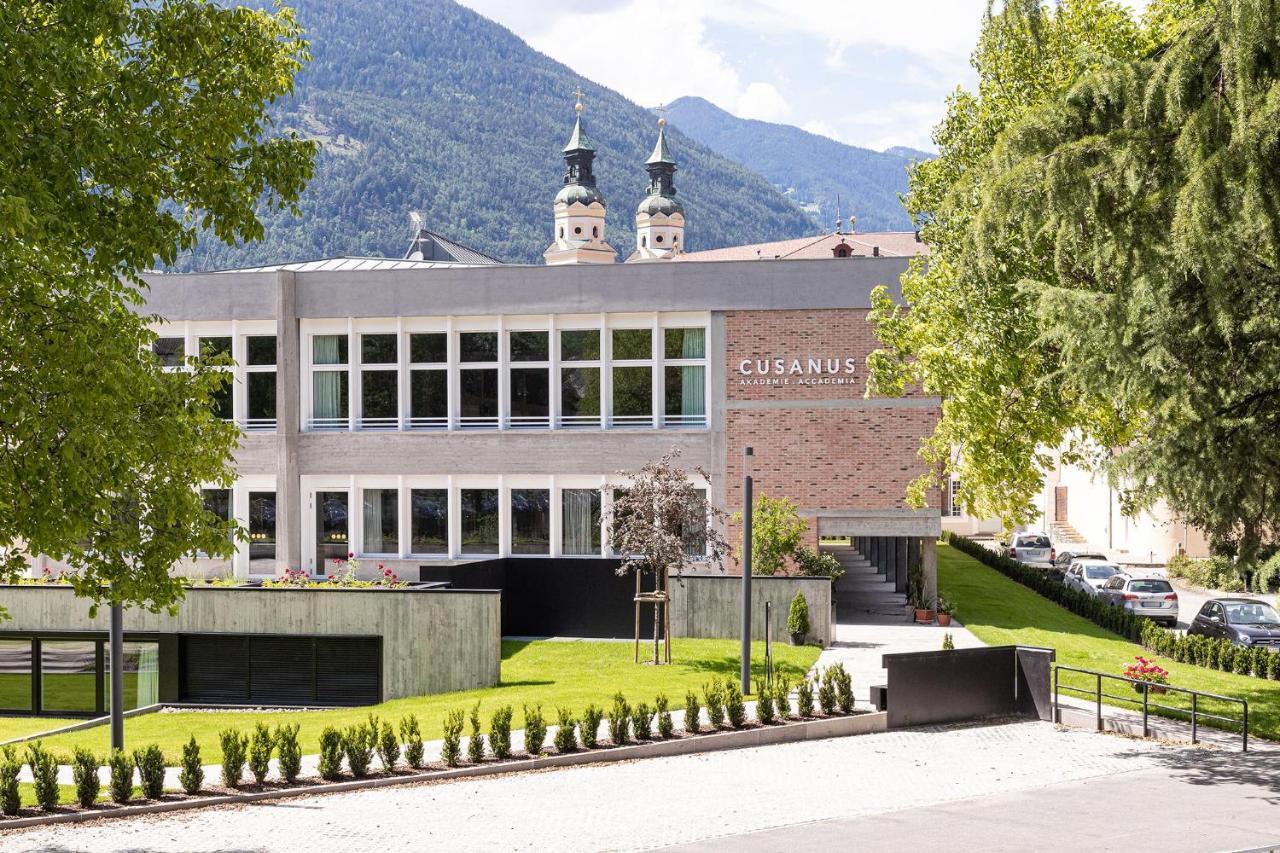 Cusanus Akademie - Accademia Cusanus Brixen Exterior foto